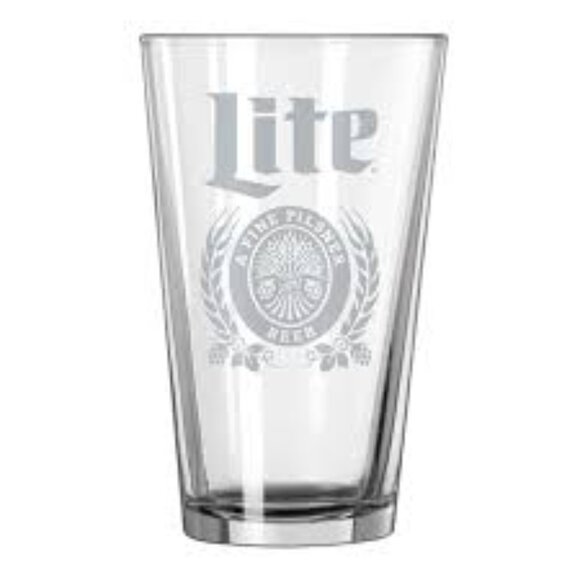 4 Miller Lite Pint Glasses for Beer - Picture 1 of 7
